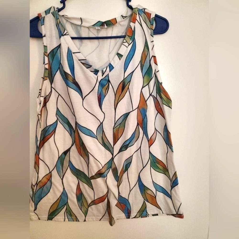Darling trible type tank top size large